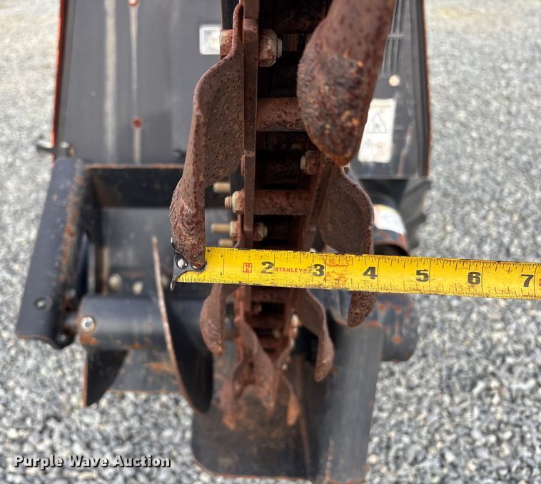 image for item YA2047 2016 Ditch Witch 410SX trencher