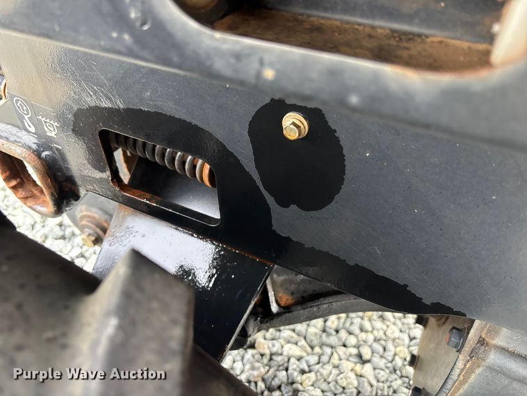 image for item YA2047 2016 Ditch Witch 410SX trencher