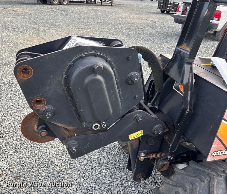 image for item YA2047 2016 Ditch Witch 410SX trencher