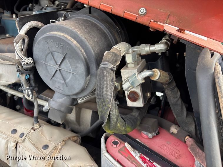 image for item YA2047 2016 Ditch Witch 410SX trencher