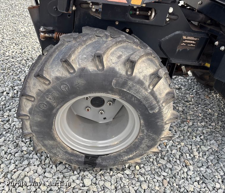 image for item YA2047 2016 Ditch Witch 410SX trencher