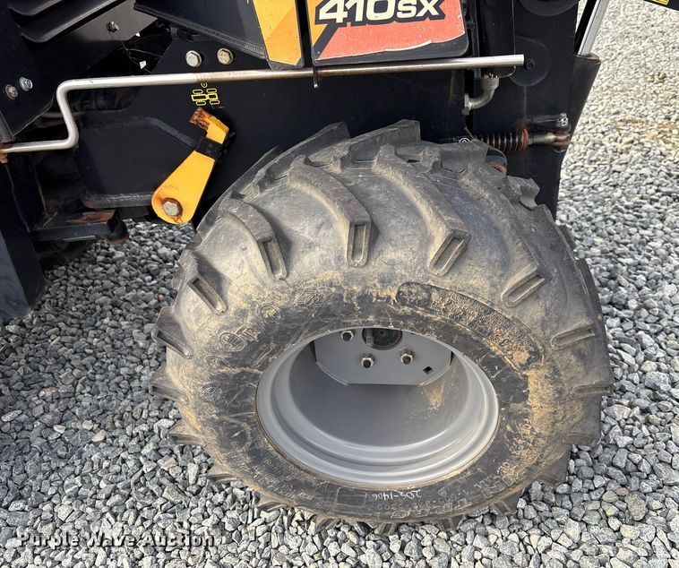 image for item YA2047 2016 Ditch Witch 410SX trencher