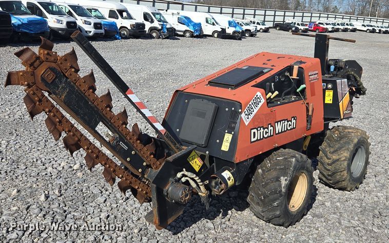 image for item YA2048 2015 Ditch Witch 410SX trencher