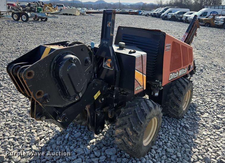 image for item YA2048 2015 Ditch Witch 410SX trencher