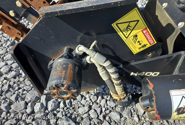 image for item YA2048 2015 Ditch Witch 410SX trencher