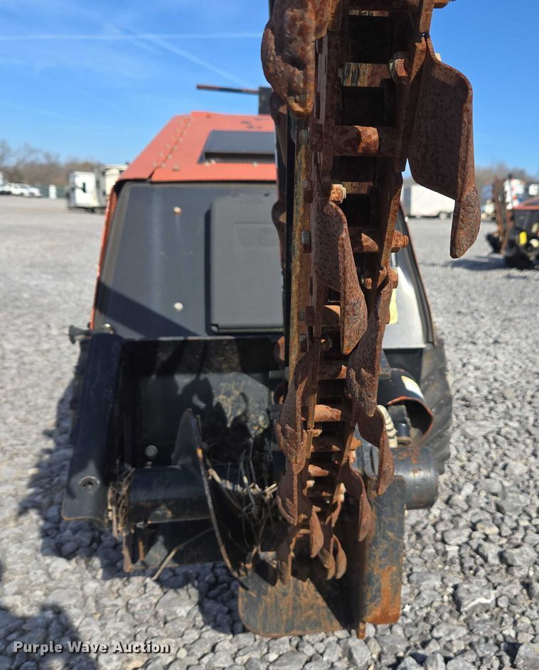 image for item YA2048 2015 Ditch Witch 410SX trencher