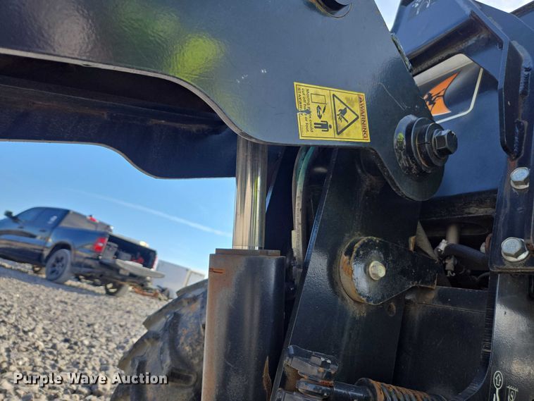 image for item YA2048 2015 Ditch Witch 410SX trencher