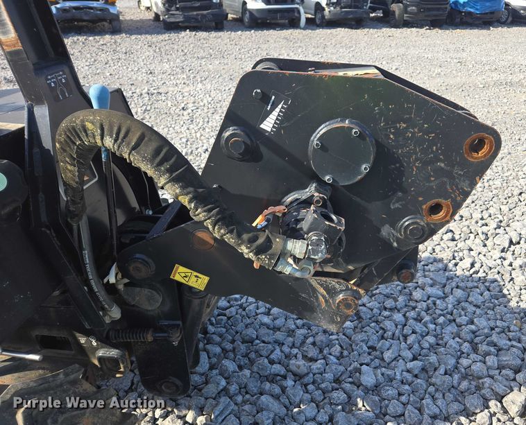 image for item YA2048 2015 Ditch Witch 410SX trencher