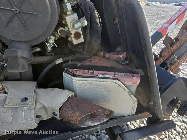 image for item YA2048 2015 Ditch Witch 410SX trencher