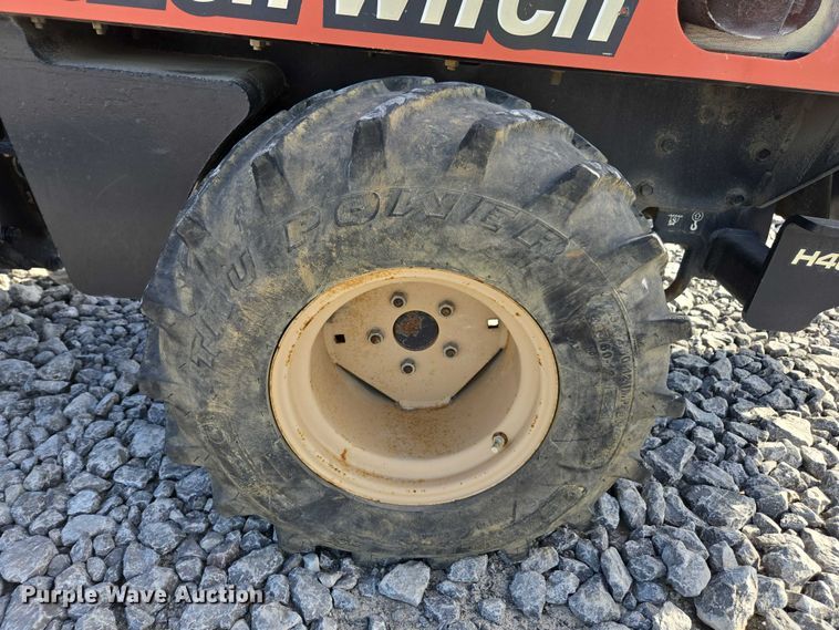 image for item YA2048 2015 Ditch Witch 410SX trencher