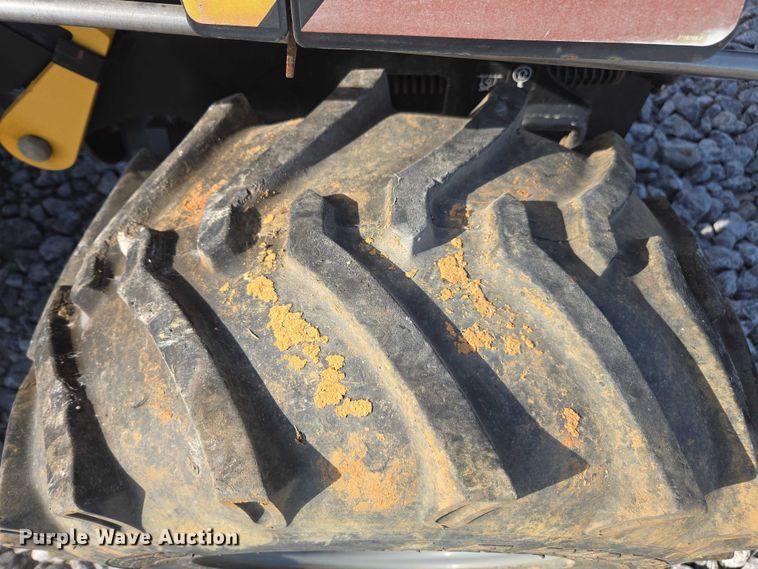 image for item YA2048 2015 Ditch Witch 410SX trencher