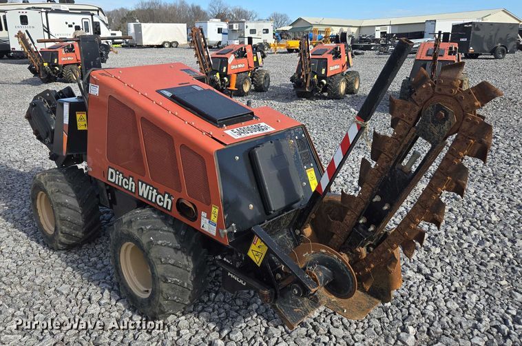 image for item YA2049 2018 Ditch Witch 410SK trencher