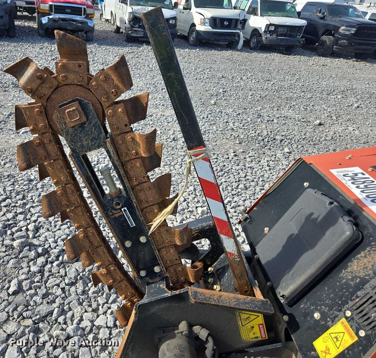 image for item YA2049 2018 Ditch Witch 410SK trencher