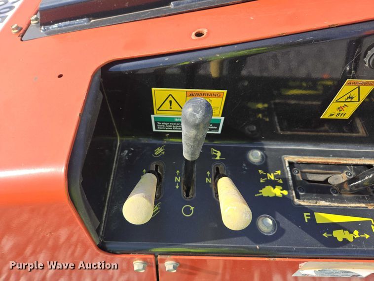 image for item YA2049 2018 Ditch Witch 410SK trencher