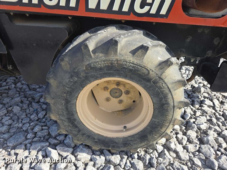 image for item YA2049 2018 Ditch Witch 410SK trencher