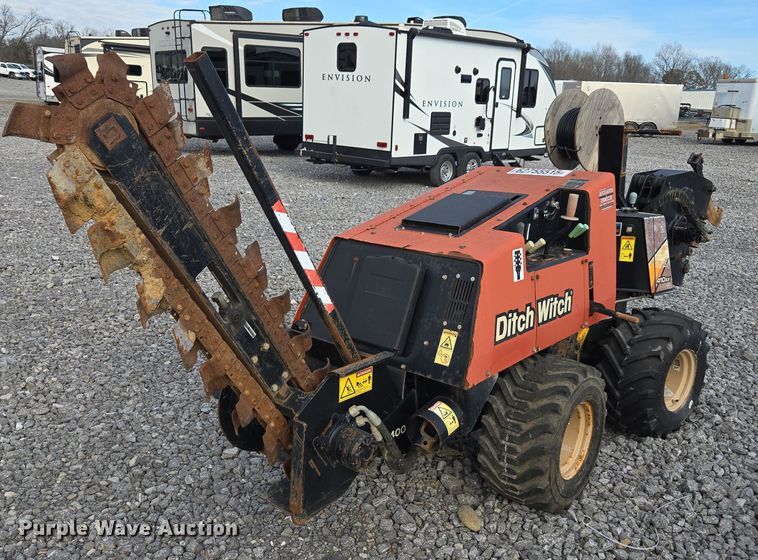 image for item YA2050 2015 Ditch Witch 410SX trencher