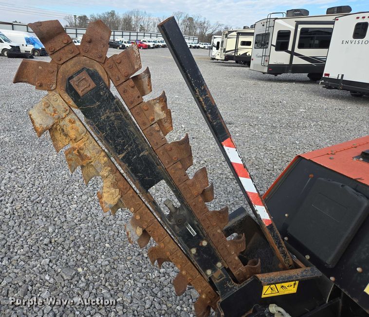 image for item YA2050 2015 Ditch Witch 410SX trencher