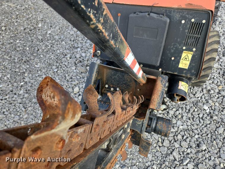 image for item YA2050 2015 Ditch Witch 410SX trencher