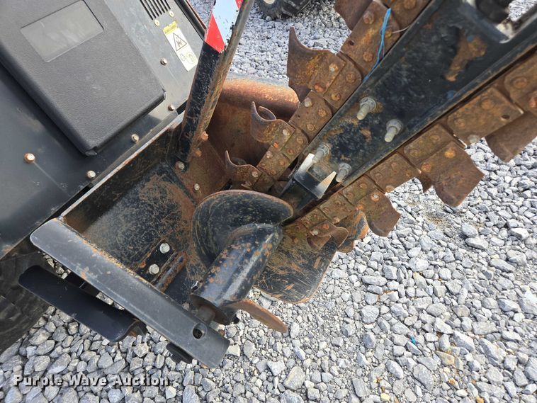 image for item YA2050 2015 Ditch Witch 410SX trencher