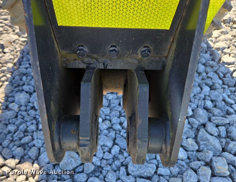 image for item YA2051 2016 Ditch Witch 410SX trencher