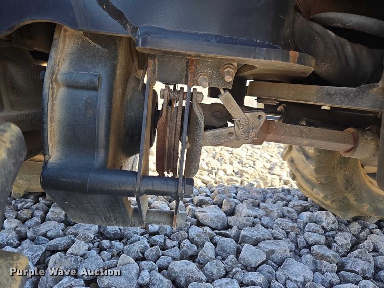 image for item YA2051 2016 Ditch Witch 410SX trencher