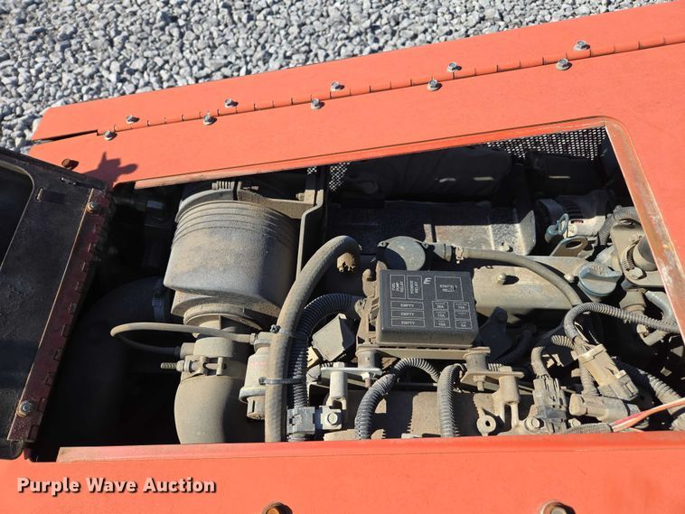 image for item YA2051 2016 Ditch Witch 410SX trencher