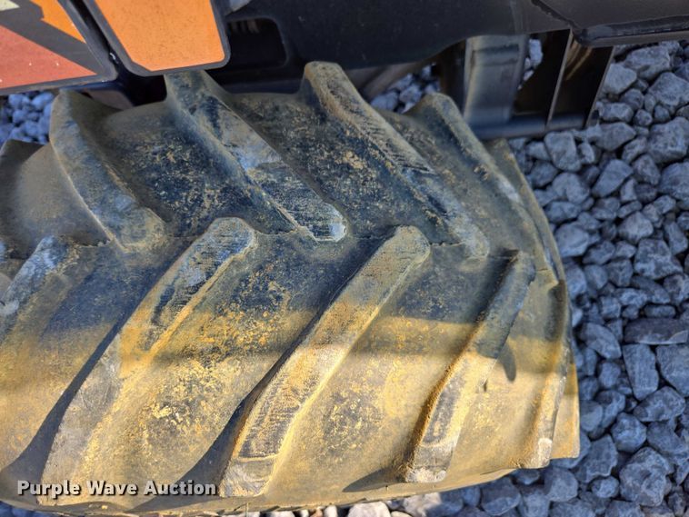 image for item YA2051 2016 Ditch Witch 410SX trencher