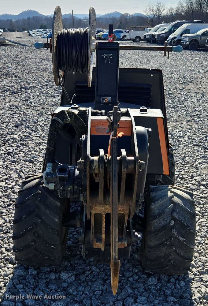 image for item YA2052 2016 Ditch Witch 410SX trencher