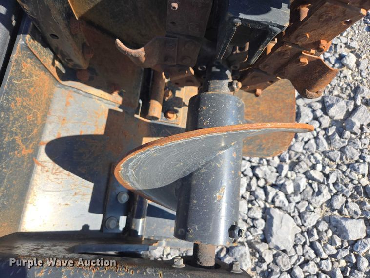 image for item YA2052 2016 Ditch Witch 410SX trencher