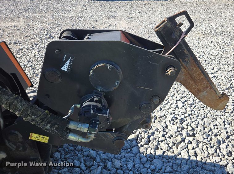 image for item YA2052 2016 Ditch Witch 410SX trencher