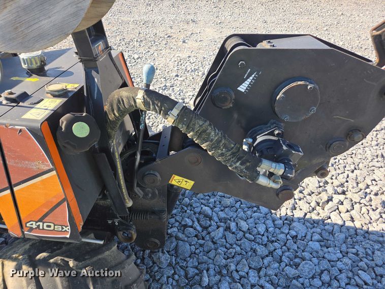 image for item YA2052 2016 Ditch Witch 410SX trencher