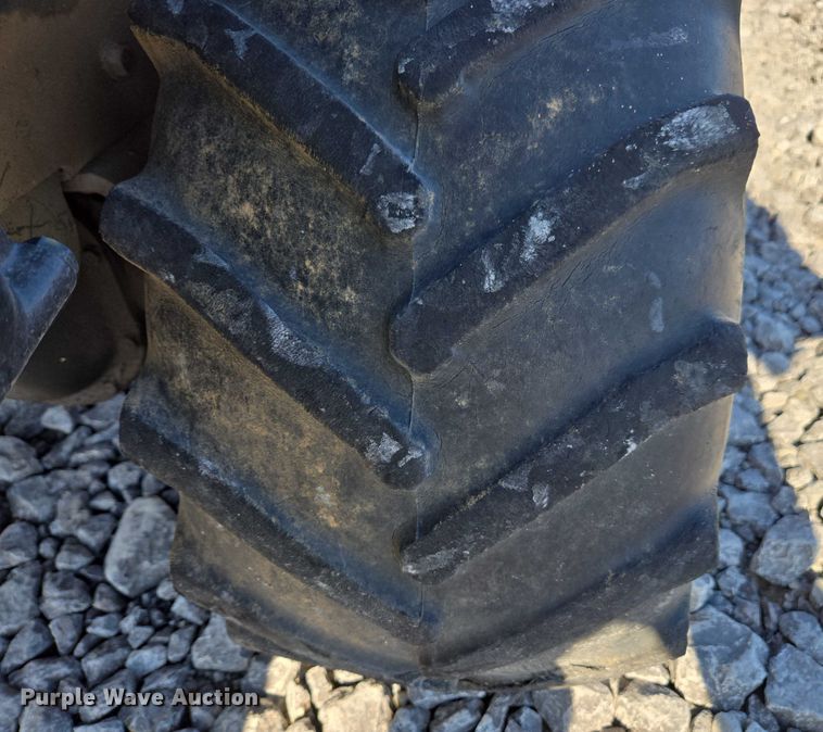 image for item YA2052 2016 Ditch Witch 410SX trencher