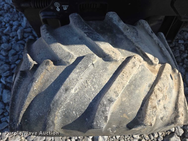 image for item YA2052 2016 Ditch Witch 410SX trencher