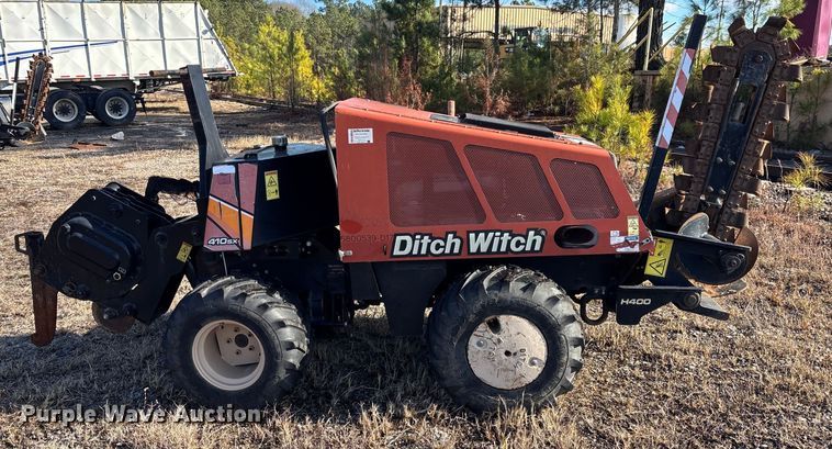 image for item YA2053 2017 Ditch Witch 410SX trencher