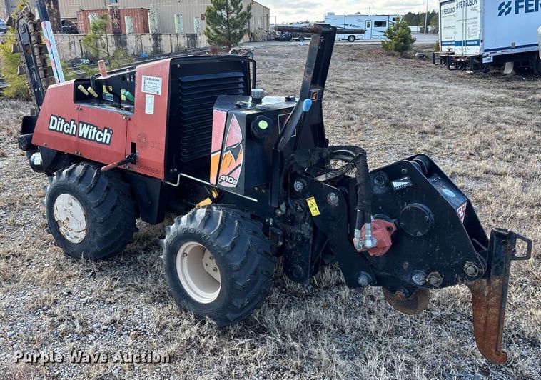 image for item YA2053 2017 Ditch Witch 410SX trencher
