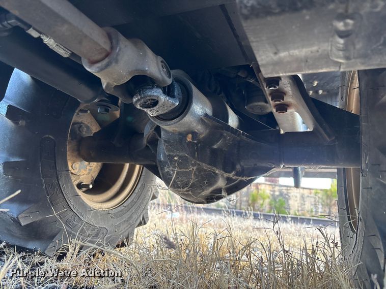 image for item YA2053 2017 Ditch Witch 410SX trencher