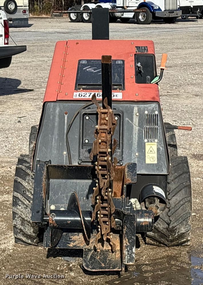 image for item YA2054 2016 Ditch Witch 410SX trencher