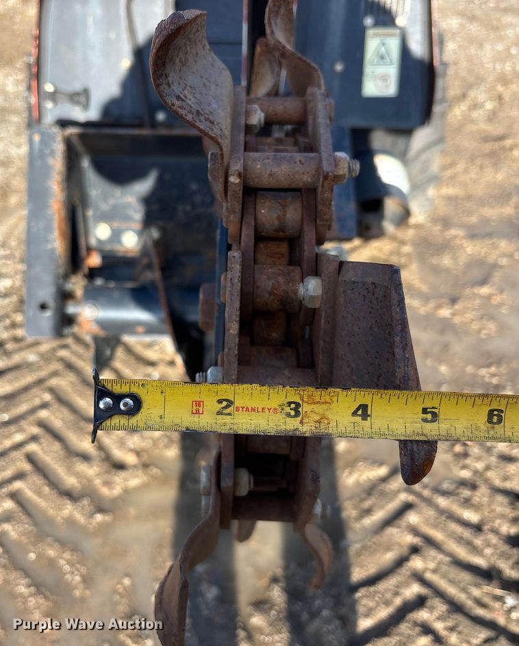 image for item YA2054 2016 Ditch Witch 410SX trencher