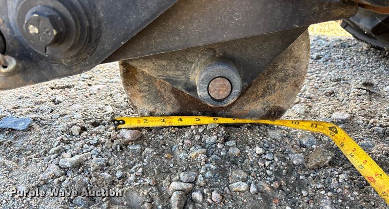 image for item YA2054 2016 Ditch Witch 410SX trencher