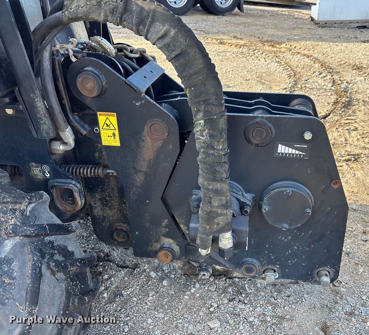 image for item YA2054 2016 Ditch Witch 410SX trencher