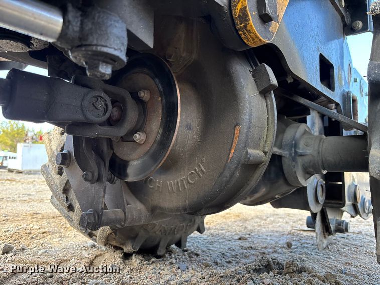 image for item YA2054 2016 Ditch Witch 410SX trencher