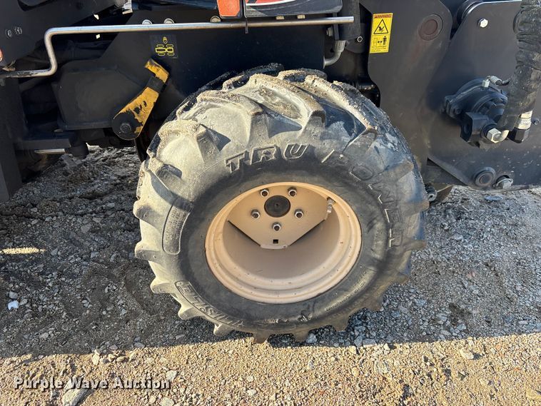 image for item YA2054 2016 Ditch Witch 410SX trencher