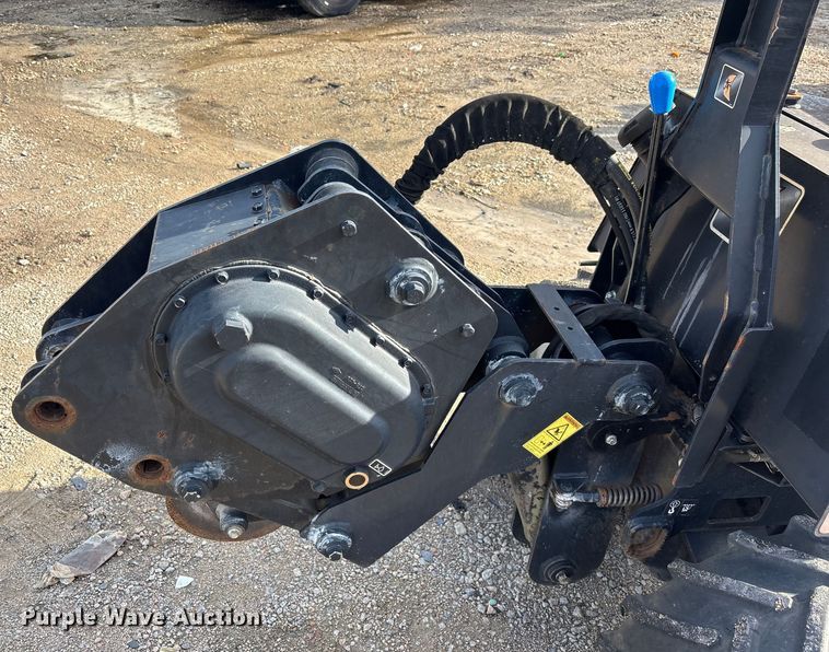 image for item YA2055 2016 Ditch Witch 410SX trencher