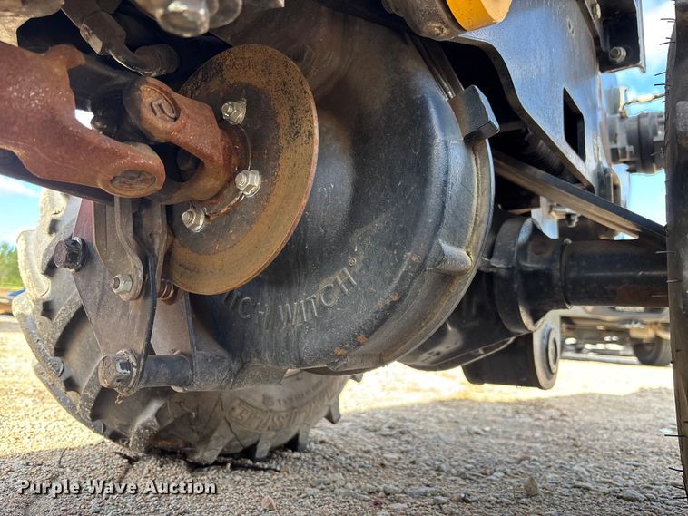 image for item YA2055 2016 Ditch Witch 410SX trencher