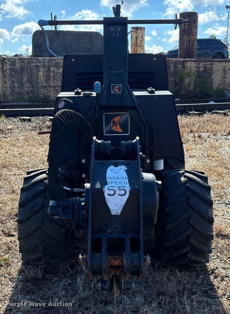 image for item YA2056 2016 Ditch Witch 410SX trencher