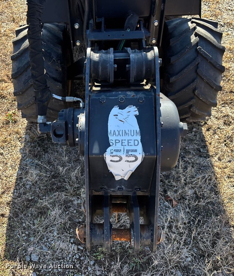 image for item YA2056 2016 Ditch Witch 410SX trencher