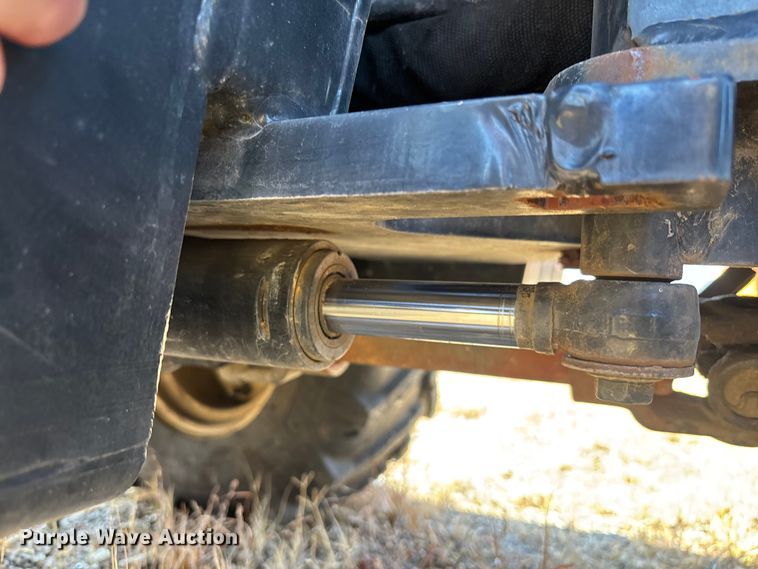 image for item YA2056 2016 Ditch Witch 410SX trencher