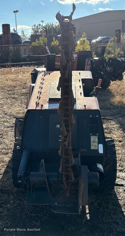 image for item YA2057 2015 Ditch Witch 410SX trencher