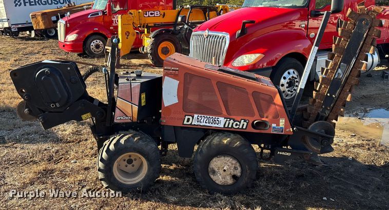 image for item YA2057 2015 Ditch Witch 410SX trencher