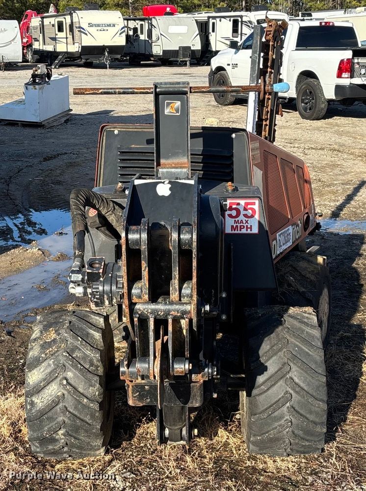 image for item YA2057 2015 Ditch Witch 410SX trencher